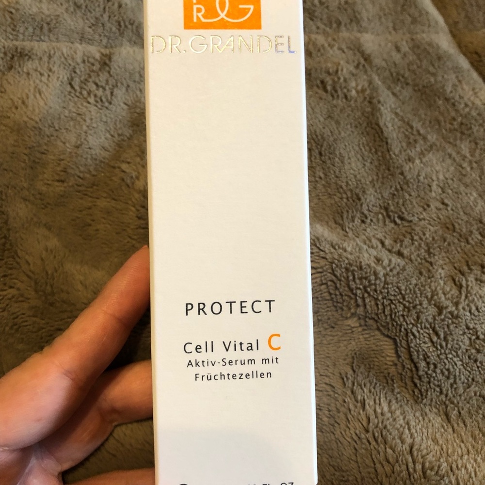 Dr. Grandel Protect Cell Vital C serum 30 ml - Picture 2 of 4